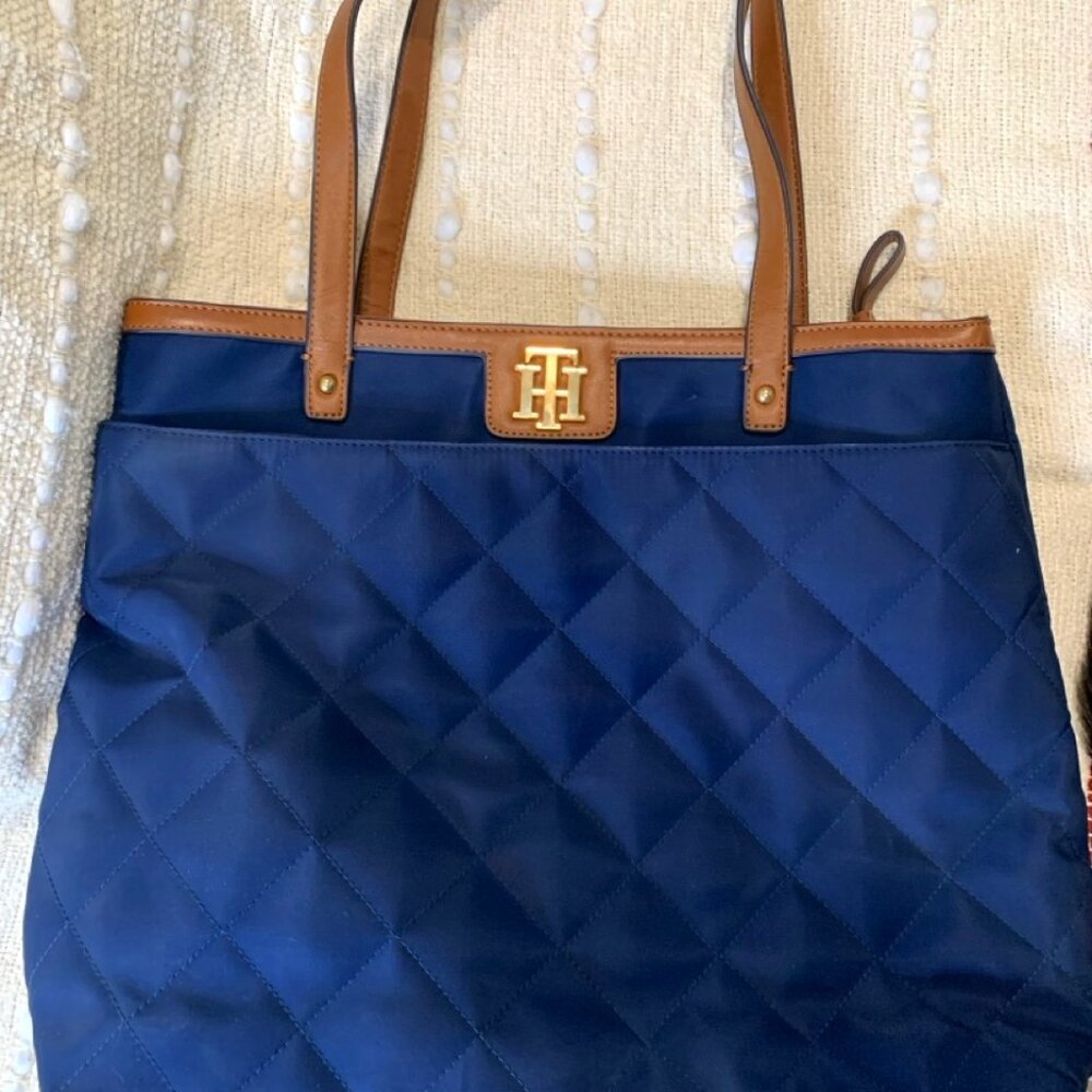 Tommy Hilfiger Quilted Purse Navy Blue & Tan Large Shoulder Bag